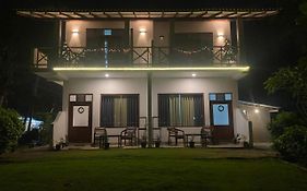 Sea View Villa Bentota, Induruwa